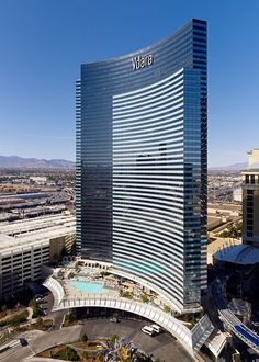 Vdara Las Vegas, Las Vegas Penthouse, Monaco Casino, Cool Buildings, Skyscraper Architecture, Hotel Building, Tall Buildings, Hotel Architecture, Amazing Buildings