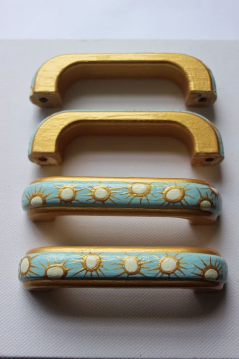 D Handles for Upcycling Furniture, Cabinet Pulls, Painted Handles, Gold, Cream and Turquoise. 50's Inspired, Luxury Painted Decor, Mint Gold - Etsy Australia Turquoise Cabinets, Hardware Ideas, Drawers Kitchen, Awesome Furniture, Upcycle Furniture, Painting Oak Cabinets, Painted Decor, Upcycling Furniture, Brown Butterfly