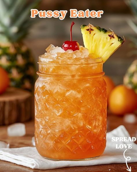 Crown Drinks, Crown Drink, Peach Schnapps, Punch Recipes, Alcohol Drink Recipes, Alcohol Recipes, Christmas Drinks, Crown Royal, Non Alcoholic Drinks