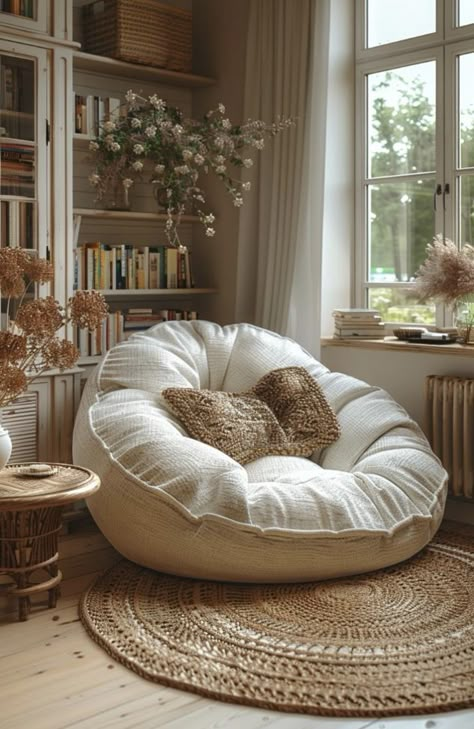 Minimalist Room Aesthetic, Zimmer Diy, Decor Tips And Tricks, Sunday Vibes, Cozy Reading Corners, Girl Vibe, Man Room, The Zen, Minimalist Room