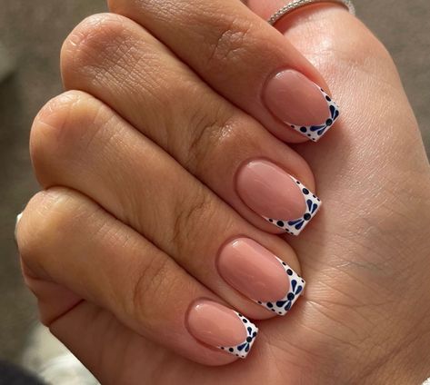 Blue White French Tip Nails, White French Tip Nails Short, French Tip Nails Short, White French Tip Nails, Nails Short Summer, Blush Pink Nails, Acrylic Nails Nude, Greece Summer, White French Tip