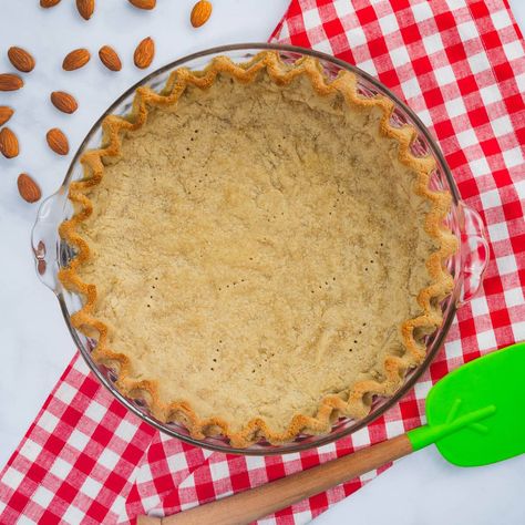 Almond Flour Pie Crust Recipe – Easy Sugar Free Pie Crust (Keto) Almond Flour Crust Pie, Almond Flour Pie Crust Recipe Easy, Keto Pecan Pie Crust Recipe, Almond Flour Pie Crust Easy, Gluten Free Pie Crust Almond Flour, Grain Free Pie Crust Recipe, Sugar Free Pie Crust, Healthy Pie Crust Recipe, Gluten Free Pie Crust Easy