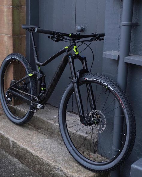 LOVES SCOTT BIKES on Instagram: “👌👌👌 Spark 920 @studiovelo1” Scott Mtb, Scott Spark, Scott Bikes, Big Bike, Bike Mountain, Bike Ideas, Mtb Bike Mountain, Mtb Bike, Racing Bikes