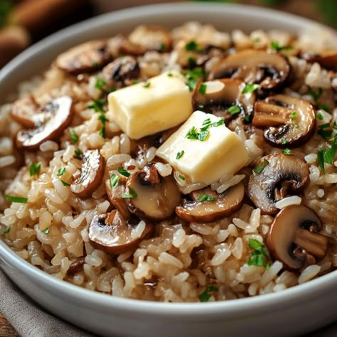 Ultimate Savory Mushroom Rice | Rich And Flavorful Side Dish - My Home Made Recipe Creamy Mushroom Rice Recipes, Easy Mushroom Rice, Fried Rice With Mushrooms, Lundberg Wild Rice Recipes, Special Rice Recipe, Rice And Mushroom Recipes, Rice Mushroom Casserole, Mushroom Wild Rice Casserole, Rice Recipes For Dinner Side Dishes