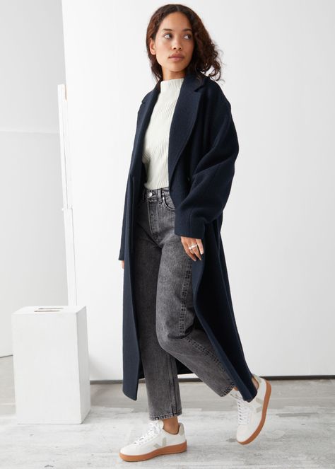 Belted Oversized Wool Coat - Navy - Woolcoats - & Other Stories Coat With Belt Outfit, Wool Coat Outfits, Oversized Coat Outfit, Outfit Ideas Stylish, Wardrobe Shopping List, Building A Capsule Wardrobe, Sneaker Ideas, 2020 Clothes, Belt Outfit