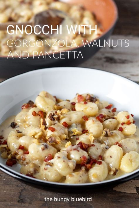 Gnocchi in creamy gorgonzola sauce with walnuts, topped with crispy pancetta. Elegant Italian cuisine, perfect for that special dinner. #thehungrybluebird #gnocchiwithgorgonzolasauce #gorgonzolacreamsauce #gnocchigorgonzolarecipes #walnuts #pancetta #italianfood #comfortfood #valentinesdaydinner #specialdinner #entertaining Gorgonzola Recipes, Gorgonzola Sauce, Crispy Pancetta, Gnocchi Dishes, Homemade Gnocchi, Gnocchi Recipes, Tasty Pasta, Special Dinner, Pasta Rice