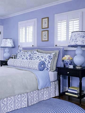 cool blue bedroom Periwinkle Bedroom, Beautiful Bed Designs, Beautiful Bedroom Designs, Nice Room, Chic Bedrooms, Farmhouse Designs, Purple Decor, Apartment Aesthetic, Trendy Bedroom