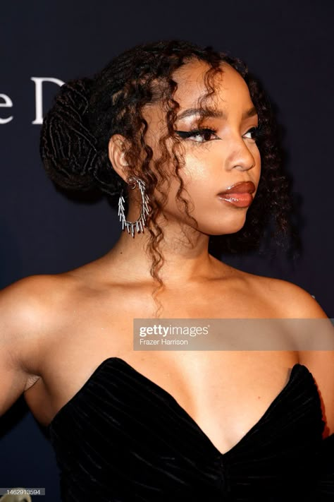 Cute Loc Hairstyles, Chole Bailey, Chloe And Halle, Chloe Bailey, Chloe X Halle, Short Locs, Locs Styles, Short Locs Hairstyles, Wedding Hairstyles Bride