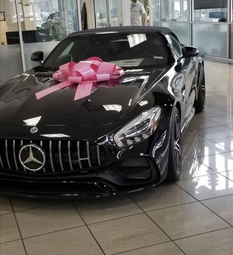 Black Mercedes Benz sedan with big pink bow New Car Goals, Girly Aesthetic Background, Mercedes Benz New Car, Digital Dream Board, Pink Girly Aesthetic, Creative Vision Boards, Vision Board Success, Black Mercedes Benz, Vision Board Words