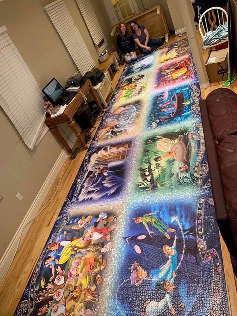 My mom and I finished a 40,000 piece jigsaw puzzle! Types Of Hobbies, Game Night Movie, Disney Jigsaw Puzzles, Big Puzzles, Disney Puzzles, Puzzle Ideas, Puzzle Table, Gambling Art, Funny Sites