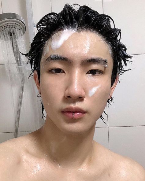 face piercings Asian Men Piercing, Korean Glass Skin, Face Piercings, Skincare Secrets, Image Swag, Asian Man, Tips Skincare, Flawless Beauty, Aesthetic People