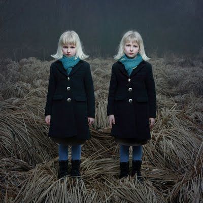 twins...Children of the Corn?  Creepy. Erwin Olaf, Twin Photography, Children Of The Corn, Twin Photos, Diane Arbus, Identical Twins, Paris Photos, The Dark Side, Jolie Photo