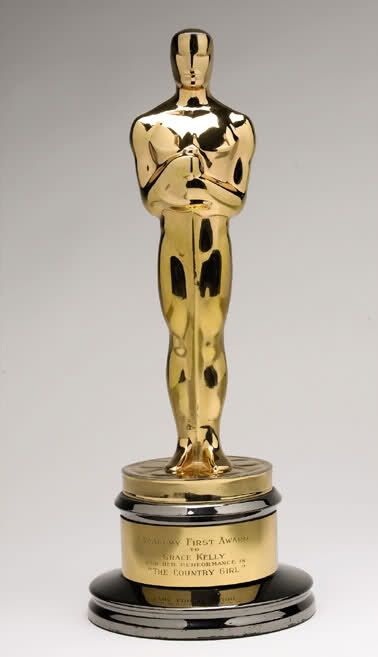 Oscar Statue, Oscar Trophy, Award Display, Trophies And Medals, Oscar Award, Trophy Design, Korean Best Friends, Dream Music, Awards Trophy