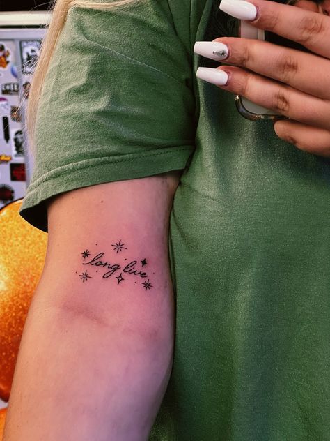 Taylor Swift Ankle Tattoo, Taylor Swift Long Live Tattoo, Long Live Tattoo Taylor Swift, Long Live Tattoo, Taylor Swift Long Live, Swift Tattoo, Live Tattoo, Taylor Swift Tattoo, Ankle Tattoos For Women