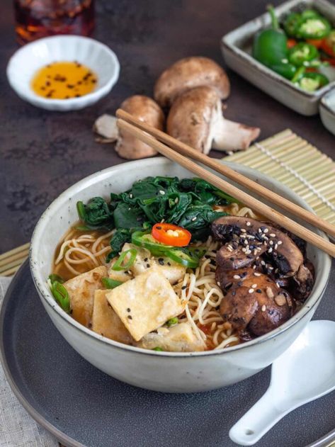 Vegan Tofu Ramen - Cook Eat Live Love Tofu For Ramen, Miso Ramen Broth, Spicy Miso Soup, Vegetarian Ramen Recipe, Spicy Miso Ramen, Tofu Ramen, Nutritious Vegetables, Spicy Vegetarian Recipes, Vegetarian Noodles Recipes