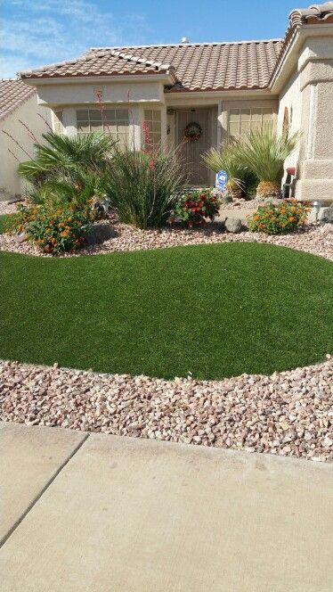 Front Yard Turf Landscaping Ideas, Turf Front Yard, Sloped Front Yard, Lawn Ideas, Villa Maria, Front Yard Landscape, Fake Grass, Front Yard Ideas, Astro Turf