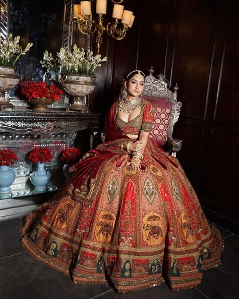 Real Brides Who Picked Marwar Couture Lehengas & Looked Like Royalties | WeddingBazaar Rajasthani Bride, Latest Bridal Lehenga Designs, Best Indian Wedding Dresses, Bridal Lehenga Designs, Latest Bridal Lehenga, Wedding Lehenga Designs, Indian Bride Outfits, Bridal Lehenga Collection, Indian Bridal Lehenga