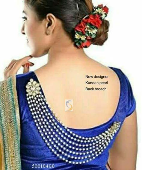 Saree Chain, Trendy Blouse Patterns, Saree Brooch, Rekha Ji, Saree Pin, Silk Saree Blouse Designs Patterns, Saree Jackets, Clothing Pattern Design, Latest Blouse Designs Pattern