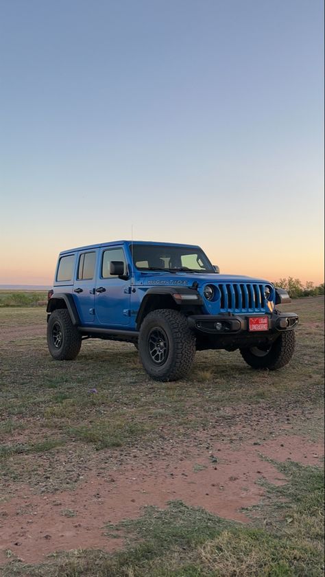 Jeep Wrangler High Tide, Blue Jeep Wrangler Aesthetic, Blue Jeep Wrangler, Future Board, Car Jeep, Blue Jeep, Custom Jeep Wrangler, Aesthetic Core, Fog Blue