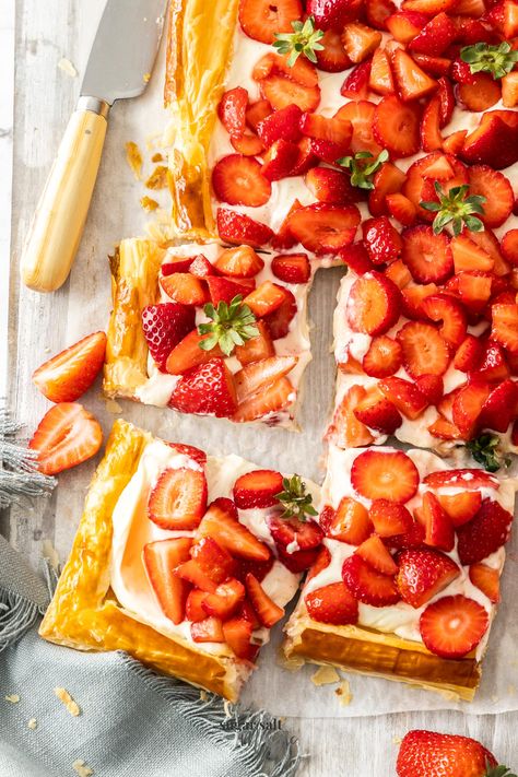 Tart Puff Pastry, Strawberry Puff Pastry, Cream Puff Pastry, Puff Dessert, Puffed Pastry, Puff Pastry Cream Puffs, Puff Pastry Desserts, Puff Pastry Tart, Puff Pastries