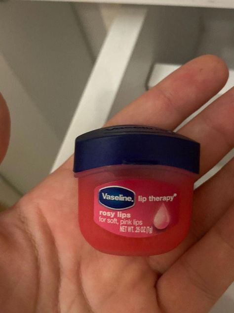 Vaseline Lip Therapy Rosy, Vaseline Lip Balm, Makeup Aesthetics, Lips Care, Romanticized Life, Healthy Book, Vaseline Lip Therapy, Skin Care Basics, Lip Therapy