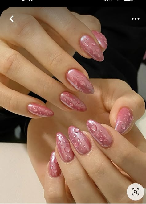 Water Droplets Nails, Pink Bubble Nails, Glaze Donut Nails, Gel X Ideas, Water Drop Nails, Pink Glazed Donut, Nails Apres, Chrome Nail Design, Almond Gel Nails