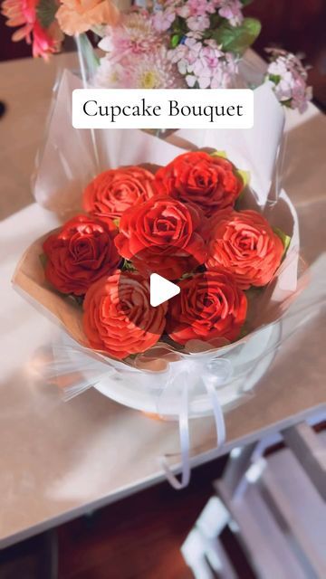 Ava Nia Uppal on Instagram: "Cupcake Bouquet Tutorial!" How To Make A Cupcake Bouquet Tutorials, Cupcake Rose Bouquet, Valentine Cupcake Bouquet, Cupcakes Bouquet Ideas, Cupcake Bouquet Diy, Rose Cupcake Bouquet, Cupcake Bouquet Ideas, Cupcake Trailer, Cupcake Bouquet Tutorial