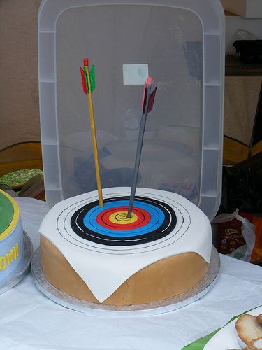 Archery Cake | Jenny Gordon | Flickr Archery Cake, Djecije Torte, Archery Birthday Party, Archery Birthday, Archery Party, Archery Aesthetic, Cake Pic, Hunting Cake, Norwich Norfolk