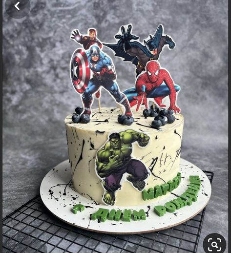 Marvel Heroes Cake, Marvel Cake Ideas Avengers Birthday, Avengers Cake Ideas, Avengers Cake Design, Avengers Birthday Cake, Marvel Birthday Cake, Bon Voyage Cake, Avengers Cake, Spiderman Cake Topper