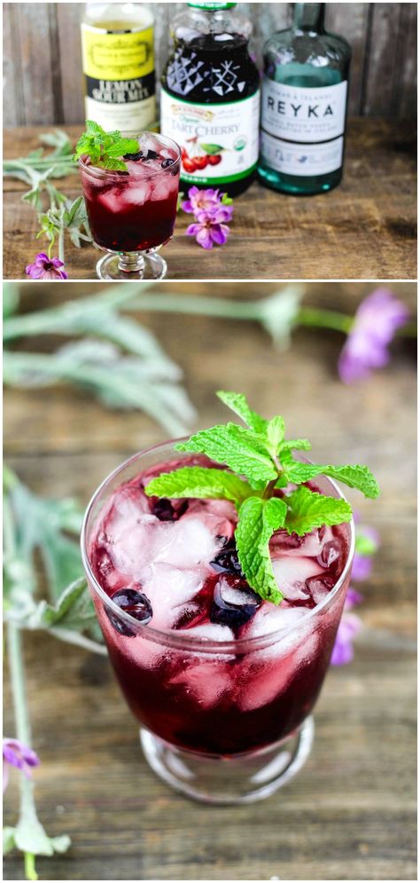 Combine the delicious flavors of mint and blueberry in this unique cherry vodka sour recipe! So easy to make and so refreshing. Blueberry Mojitos, Vodka Sour Recipe, Cherry Vodka Sour, Vodka Sour, Mojito Recept, Blueberry Mojito, Cherry Vodka, Flavored Sparkling Water, Culinary Lavender