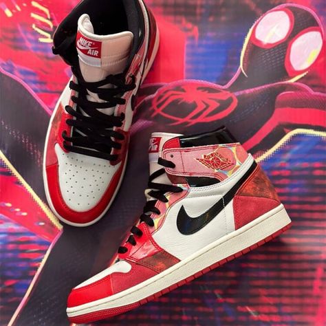 Spiders Man, Nike Air Jordan 1 High, Jordan Sneaker, Shoes Sneakers Jordans, All Nike Shoes, Best Shoes For Men, Jordan 1 High Og, روتين العناية بالبشرة, Cute Nike Shoes