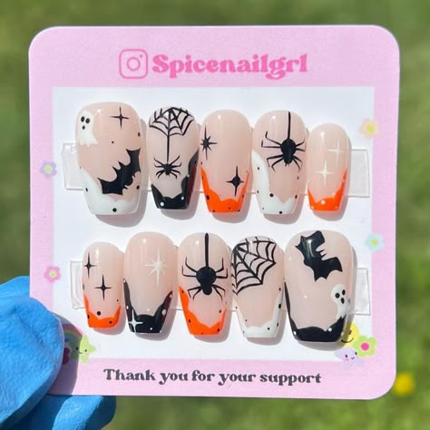 SPICENAILGRL ┃Custom Gel Press On Nails on Instagram: "🦇🕸SPOOKY🖤👻 had to do the OG Halloween colors of course, these were so fun to do☺️ Don’t forget Halloween is only 6 weeks away so order your sets now! DM to start an order💕⁣ •⁣ •⁣ •⁣ Using:⁣ @nailzbydevshop @kupainc @apresnailofficial" Nail Art Designs 2023, Halloween Nail Art Tutorial, Nails Gothic, Spooky Nails, Nail Art Halloween, Gel Press On Nails, Halloween Colors, Halloween Press On Nails, Gel Press