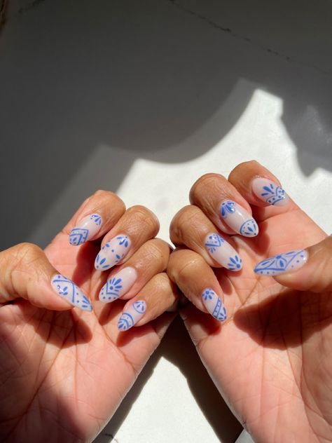 Mamma Mia Nail Art, Greek Island Nails, Coastal Granddaughter Nail Ideas, Blue Tile Nails, Greek Style Nails, Costal Granddaughter Nails, Chinoiserie Nails, Coastal Nails Designs, Mediterranean Nail Designs