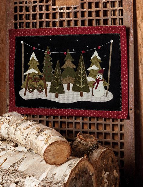 Frosty's Tree Farm Buttermilk Basin, Applique Christmas, Primitive Quilts, Wool Felt Projects, Wool Applique Patterns, Vintage Inspired Christmas, Wool Appliqué, Penny Rug, Wool Projects