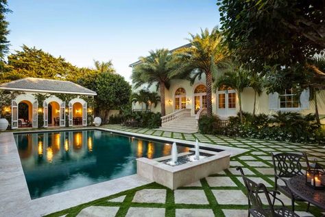 Lakeview House, Backyard Playground Landscaping, Playground Landscaping, Dubai Garden, Pool Pavilion, South Shore Decorating, Stunning Homes, Backyard Playground, Palm Beach Gardens