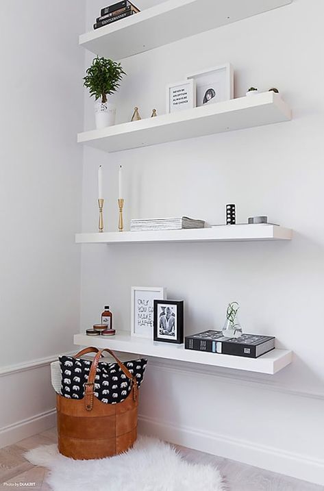 If you're trying to figure out how to organize a small bedroom on a budget, these 12 ingenious ways tips and tricks will get you there in no time! Bedroom Shelf Design, Simple White Desk, Toilets Ideas, White Desk With Drawers, Corner Shelf Ideas, Lack Shelf, Ikea Lack Shelves, Office Shelves, Floating Shelves Living Room