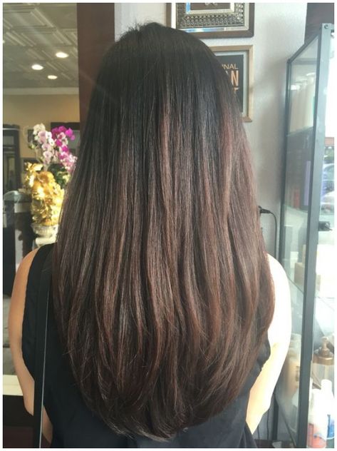 Long Hair V Cut, V Cut Hair, Blond Rose, Haircuts For Long Hair With Layers, Straight Hair Cuts, Long Layered Haircuts, Girl Haircuts, Haircuts For Medium Hair, Haircuts Straight Hair