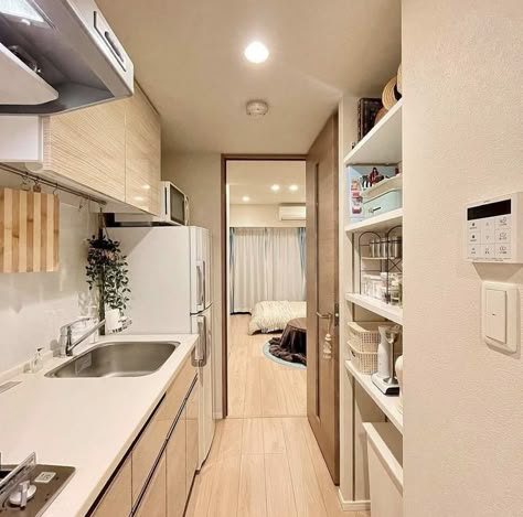 Japan Apartment Layout, One Bedroom Apartment Kitchen, Japan Small Apartment, Japanese Apartment Layout, Apartments In Japan, Japanese Apartment Aesthetic, Small Japanese Apartment, Tiny Japanese Apartment, Japanese Apartment Interior