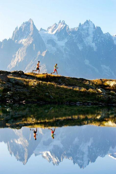 (What Just Might Be) The Greatest Trail Running Vacation, Ever | Run the Alps Trail Runner Aesthetic, Mountain Running Aesthetic, Trail Run Aesthetic, Running Trail Aesthetic, Running Aesthetic Half Marathon, Vintage Running Aesthetic, Utmb Trail Running, Running Race Aesthetic, Running Aesthetic Men