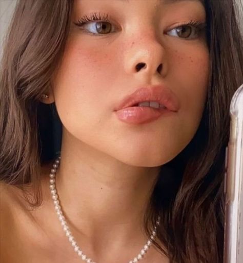 Soft Makeup Looks, Minimalist Makeup, Makijaż Smokey Eye, Makeup For Teens, School Makeup, Cute Makeup Looks, Makeup Looks Tutorial, Natural Makeup Looks, Everyday Makeup