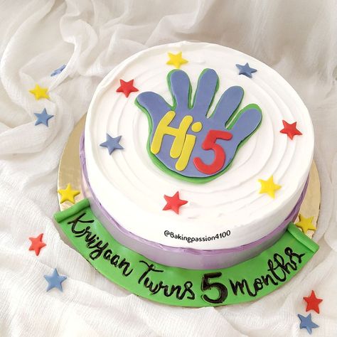 High Five Cake Ideas, High 5 Birthday Cake, 5 Year Birthday Cake Ideas Boys, Hi 5 Birthday Cake, Hi Five Birthday Cake, Cake For 5 Year Boy, Five Year Old Birthday Theme Boy, Hi 5 Birthday Party Ideas, Hi Five Birthday Party Ideas