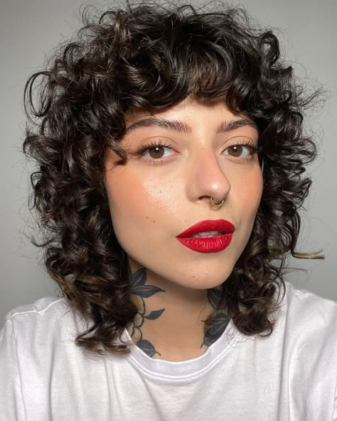 Shaggy Bob Haircut Curly, Curly Bob Shag, Short Curly Hair Women Natural Curls, Short Curly French Bob, Short Shaggy Curly Haircuts, Curly Short Bangs, Short Bangs Curly Hair, Short Curly Hair Shag, Haircuts Plus Size Women