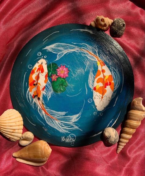 Circular Canvas Painting, Circular Canvas, Koi Painting, Pond Painting, Gold Art Painting, Circle Canvas, Circle Painting, Canvas Art Projects, Pottery Painting Designs