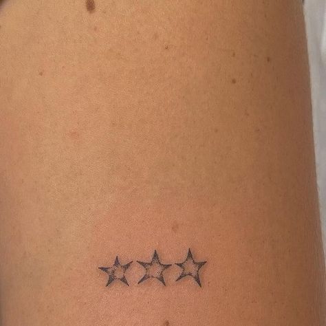 dana hicks on Instagram: "ˢᵗᵃʳ ᴸⁱᵍʰᵗ ˢᵗᴬʳ ᵇᴿⁱᵍʰᵗ * . °•★∵°•☆•° . *" 5 Person Matching Tattoo, Half Tone Tattoo, Star Bracelet Tattoo, Two Star Tattoo, Star Arm Band Tattoo, Scattered Stars Tattoo, Star Behind The Ear Tattoo, Star Line Tattoo, Star Small Tattoo