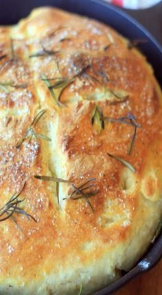 no knead skillet bread Skillet Bread, Iron Skillet Recipes, Cast Iron Skillet Recipes, Iron Recipes, Cast Iron Recipes, Skillet Recipes, No Knead Bread, Food Bread, Bread Bun