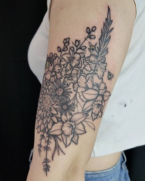 Aster, daffodil, gladiolus, bean stalk, larkspur, lavender, chrysanthemum & bees for @dany_wagner75 💐 thank you! 💜 . . . . . . . .… Larkspur Tattoo, Bean Stalk, Upper Arm Tattoo, Tattoo Dotwork, Upper Arm Tattoos, Upper Arms, Chrysanthemum, Arm Candy, Daffodils