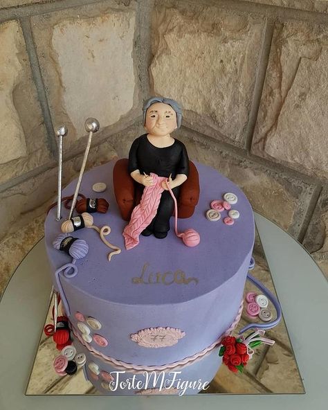 Grandma cake, bday cake..❤❤❤ Cake For Grandma, Grandma Cake, Cake Bday, Deserts Cupcakes, 90th Birthday Cakes, Decor Cake, Grandma Birthday, Bday Cake, 90th Birthday