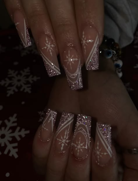 Winter Nails Rhinestones, Snow Angel Nails, White Acrylic Nails Christmas, Winter Nails With Gems, Winter Birthday Nails Almond, Snow Acrylic Nails, New Years Party Nails, X Mas Nails Design, Acrylic Nails Christmas Winter