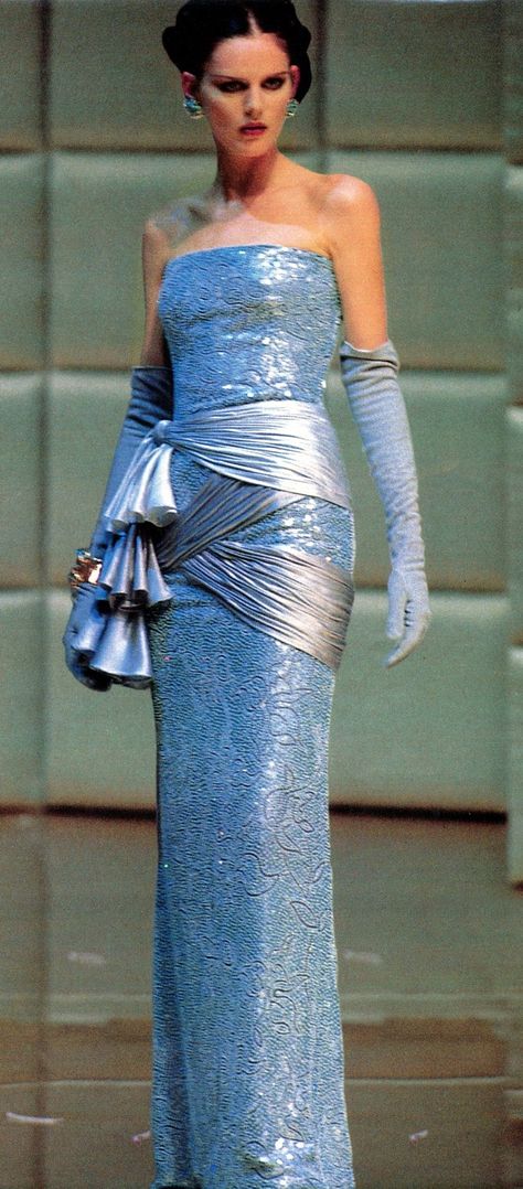 Valentino Haute Couture Fall 1995 | with Stella Tennant Valentino Runway Dresses, Blue Runway Dress, Vintage Dress Blue, Valentino Runway, Stella Tennant, Valentino Gowns, Haute Couture Gowns, 90s Runway Fashion, Valentino Haute Couture