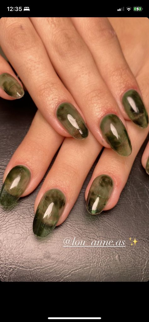 Earth Nails Colors, Earth Tone Acrylic Nails Almond, Green Tone Nails, Earthy Nail Inspiration, Earthy Gel X Nails, Green And Brown Marble Nails, Brown Earthy Nails, Earthy Tones Nails, Green And Brown Nails Ideas